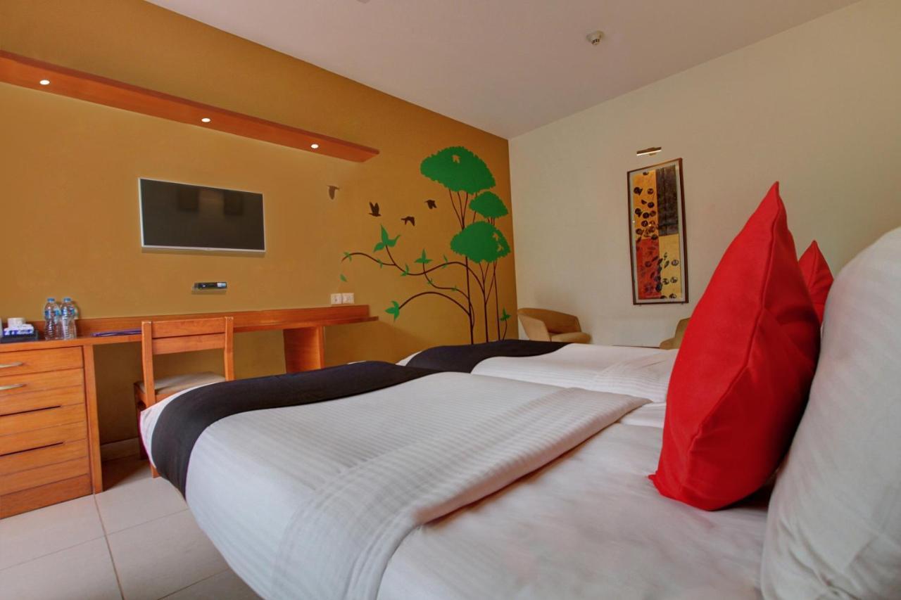 Hotel Capital O 16165 Cartier Bangalore Habitación foto