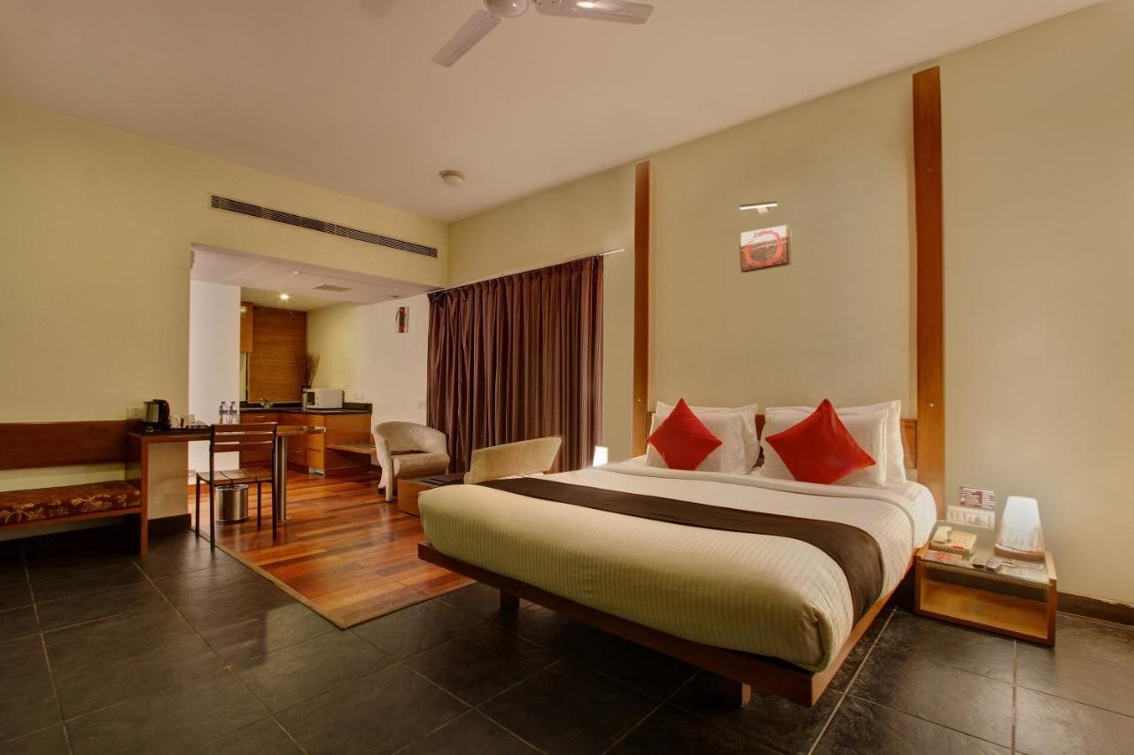 Hotel Capital O 16165 Cartier Bangalore Habitación foto